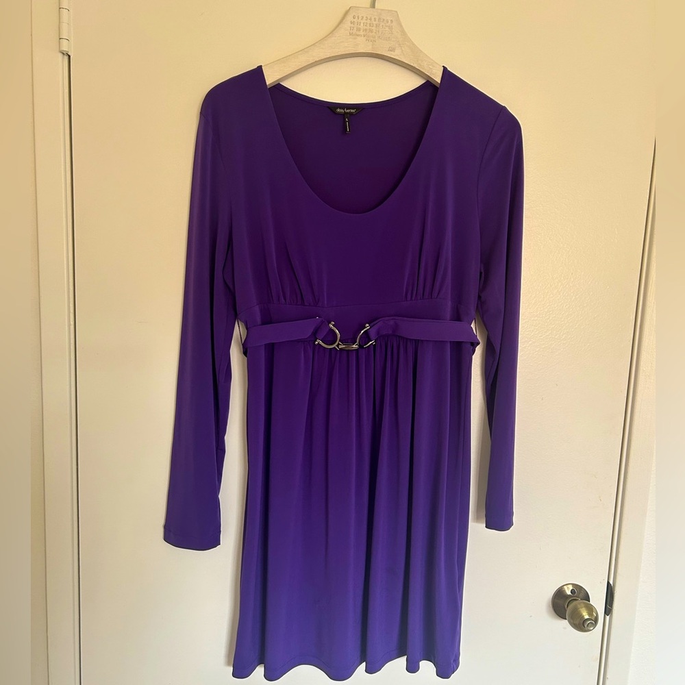 Knee length dress size L